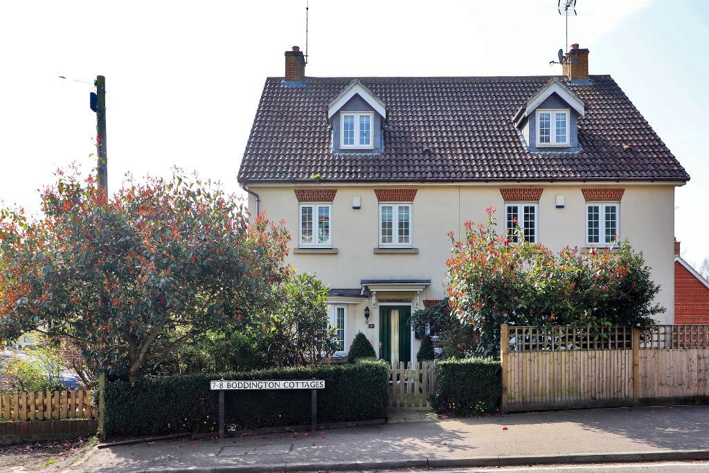 Boddington Cottages, Goudhurst Road, Horsmonden, Kent, TN12 8BY