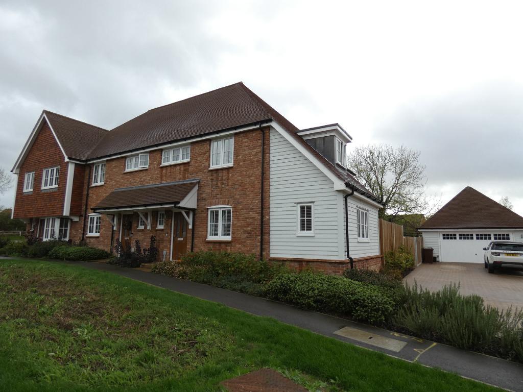 Fullers Way, Biddenden, Kent, TN27 8FQ