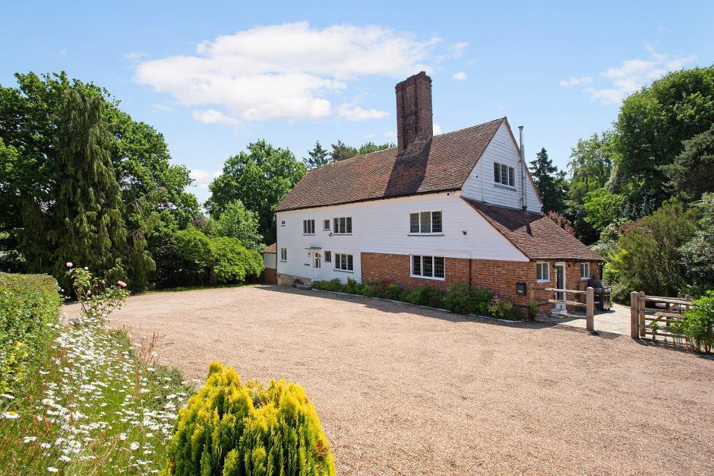 6 Bedroom Detached Home For Sale in Whites Lane, Hawkhurst, Kent, TN18
