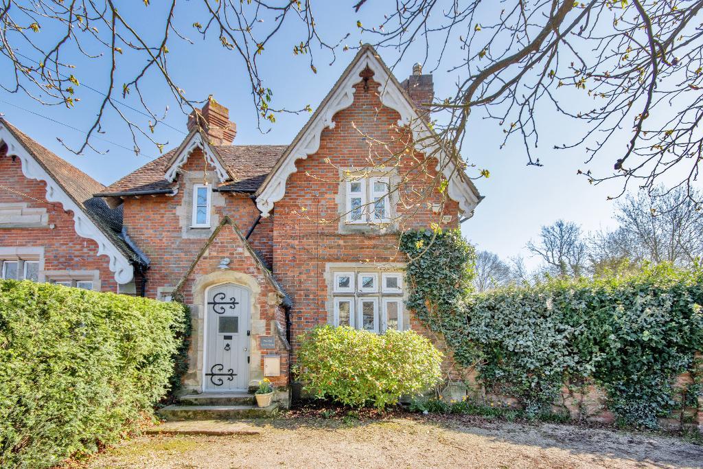 High Street, Biddenden, Kent, TN27 8AL