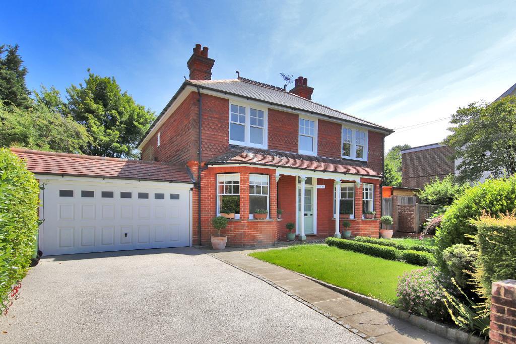 Beresford Road, Goudhurst, Kent, TN17 1DN