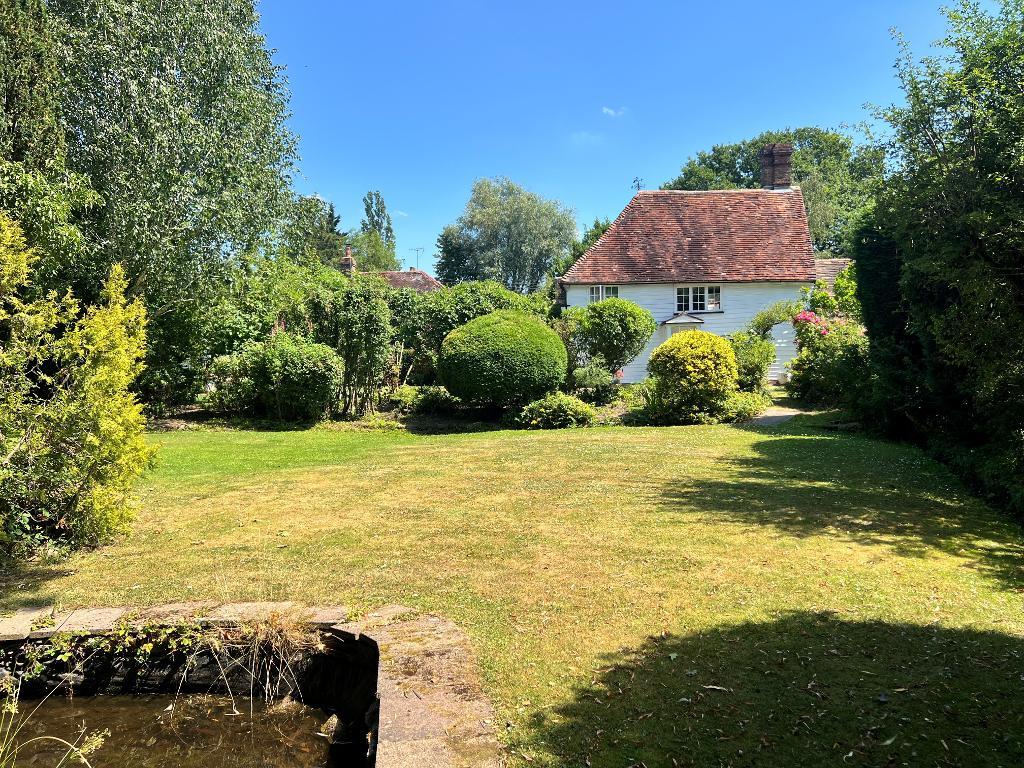 Sissinghurst Road, Three Chimneys, Biddenden, Kent, TN27 8HA