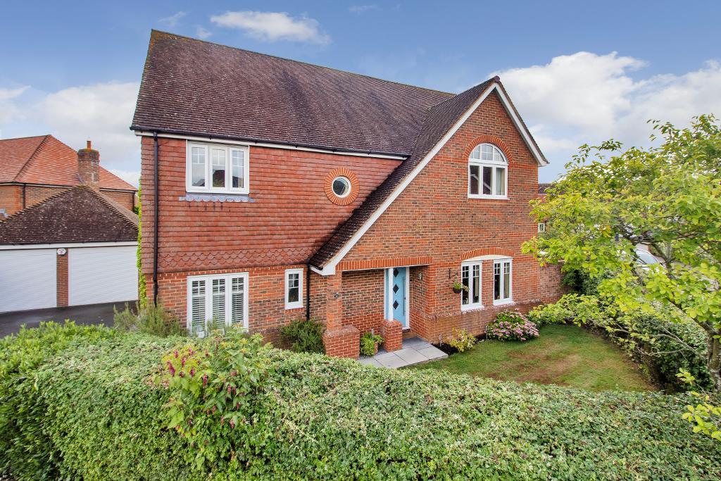 Lime Trees, Staplehurst, Kent, TN12 0SS