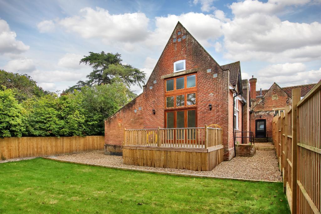 The Green, Benenden, Kent, TN17 4DN