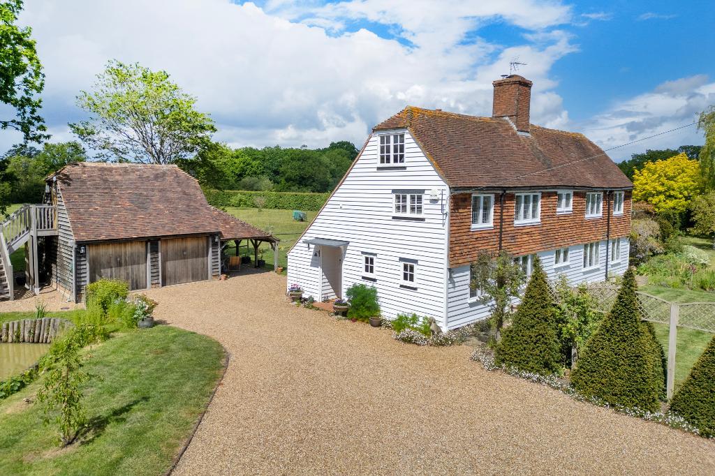 Smarden, Kent, TN27 8NN