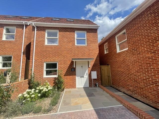 Waterloo Road, Cranbrook, Kent, TN17 3JQ