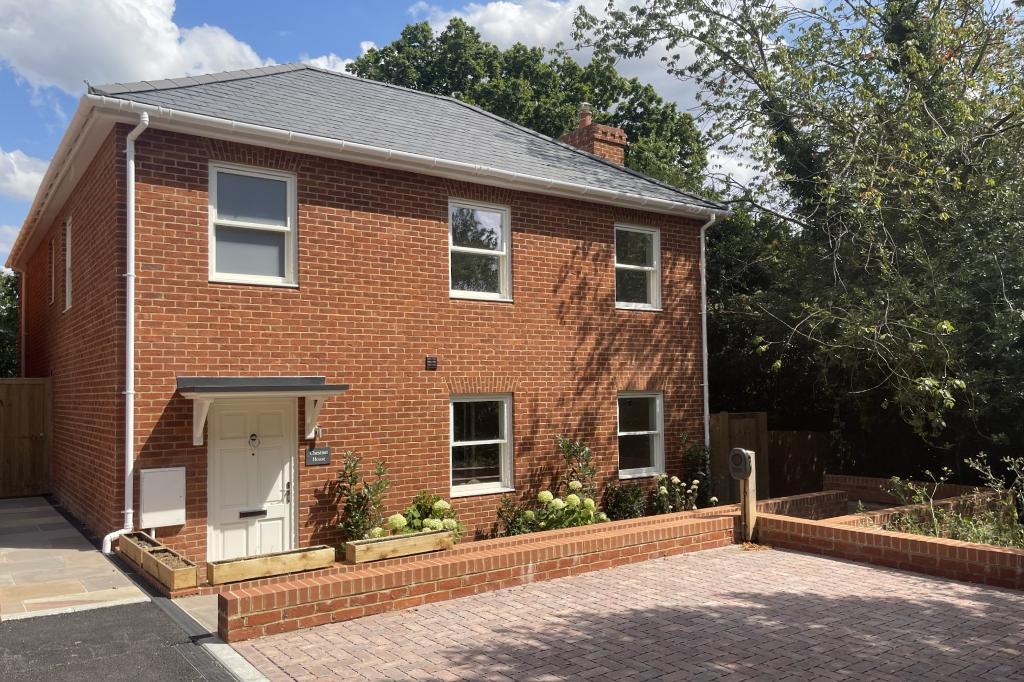 Waterloo Road, Cranbrook, Kent, TN17 3JQ