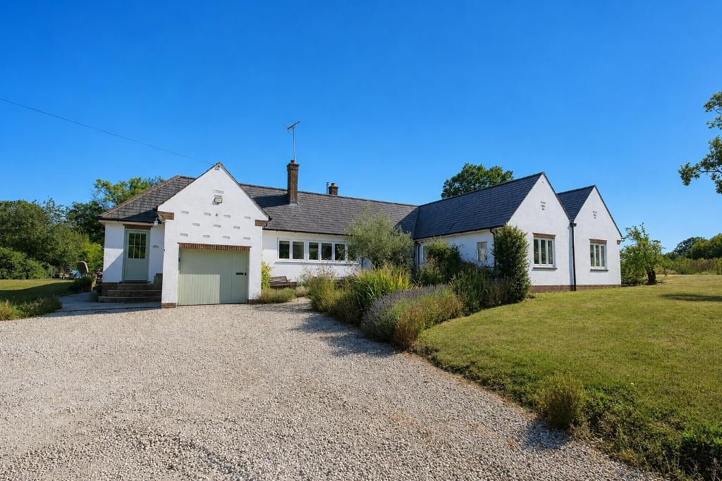Swattenden Lane, Cranbrook, Kent, TN17 3PR