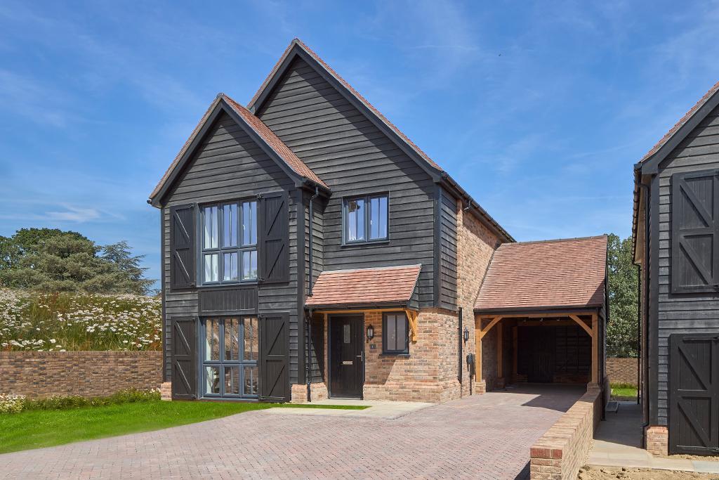 Garland Park, Goddards Green Road, Benenden, Kent, TN17 4AX