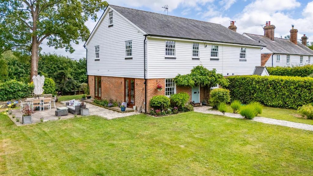 Church Road, Kilndown, Cranbrook, Kent, TN17 2SF